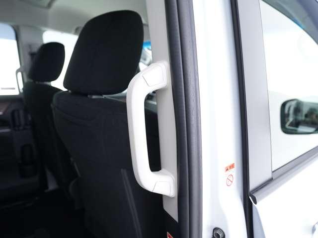 デリカＤ：５ Ｐ　純正１０．１型ナビ　ＥＴＣ　ドライブレコーダー　電動シート　電動リアゲート　両側電動スライドドア　シートヒーター　レーンキープアシスト　パドルシフト（34枚目）