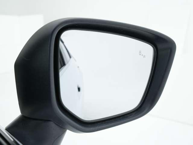 �u���C���h�X�|�b�g���j�^�[���ځI�Ԑ��ύX�̍ۂɁA�ړ���̃��[���ɎԂ�����ꍇ�ɂ͓_�ł��ċ����Ă���܂��I