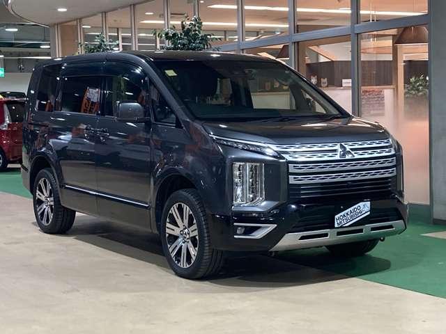 デリカD:5 G パワーパッケージ 4WD 3列シート ウォークスルー フルフラット 電動リアゲート シートヒーター オートクルーズコントロール アイドリングストップ オートマチックハイビーム オートライト 100V電源 寒冷地仕様(4枚目)