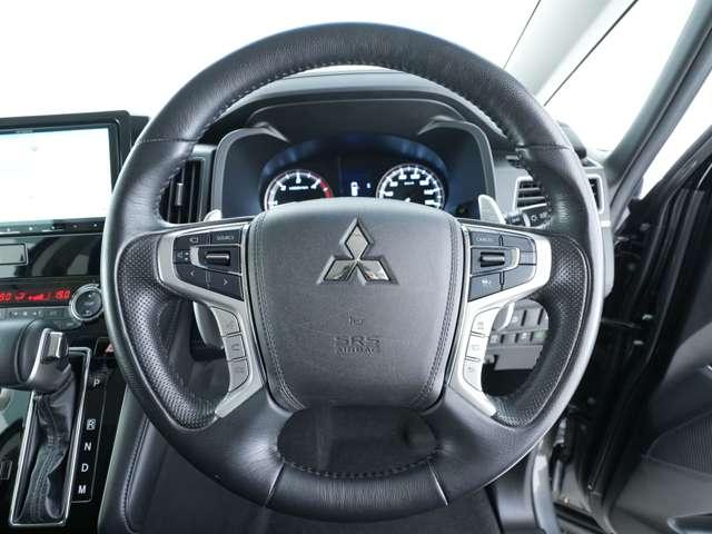 デリカD:5 G パワーパッケージ 4WD 3列シート ウォークスルー フルフラット 電動リアゲート シートヒーター オートクルーズコントロール アイドリングストップ オートマチックハイビーム オートライト 100V電源 寒冷地仕様(14枚目)