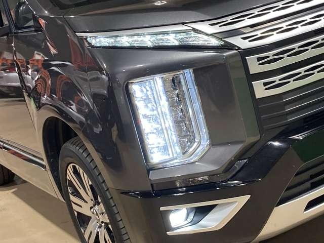 デリカD:5 G パワーパッケージ 4WD 3列シート ウォークスルー フルフラット 電動リアゲート シートヒーター オートクルーズコントロール アイドリングストップ オートマチックハイビーム オートライト 100V電源 寒冷地仕様(19枚目)