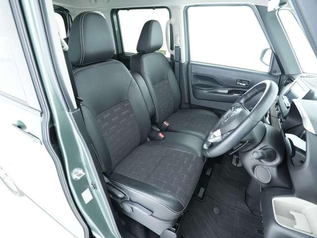 デリカミニ Ｔ　プレミアム　スマホ連携ディスプレイオーディオ　デジタルルームミラー　マルチアラウンドモニター　マイパイロット　ＥＴＣ　オールウェザーマット　ハーフレザーシート　両側電動スライドドア（8枚目）