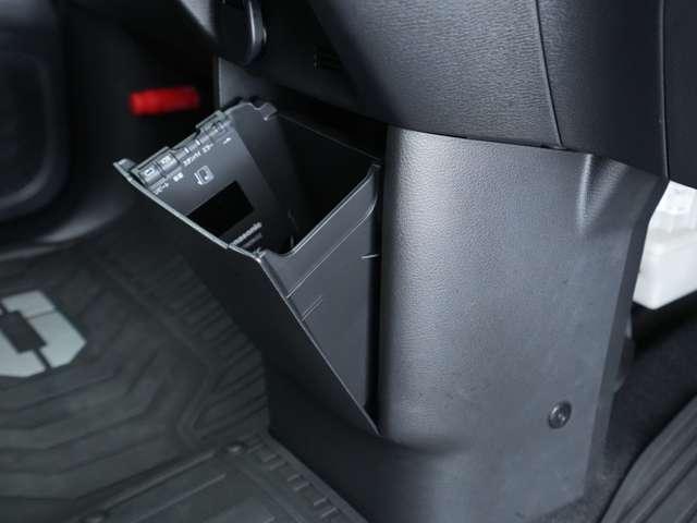 デリカミニ Ｔ　プレミアム　スマホ連携ディスプレイオーディオ　デジタルルームミラー　マルチアラウンドモニター　マイパイロット　ＥＴＣ　オールウェザーマット　ハーフレザーシート　両側電動スライドドア（27枚目）