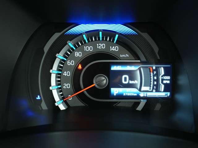 ハスラー ハイブリッドＸ　ナビ　バックカメラ　シートバックテーブル　ハイブリッド　ＥＴＣ　アダプティブクルーズコントロール　レーンキープアシスト　４ＷＤ　シートヒーター　アイドリングストップ　オートマチックハイビーム（12枚目）