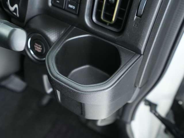 ハスラー ハイブリッドＸ　ナビ　バックカメラ　シートバックテーブル　ハイブリッド　ＥＴＣ　アダプティブクルーズコントロール　レーンキープアシスト　４ＷＤ　シートヒーター　アイドリングストップ　オートマチックハイビーム（22枚目）