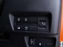 両側電動スライドドアを搭載しております!運転席から開け閉めを操作出来ますので、悪天時にも外に出ることなく送り迎えが出来ます!
