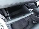 助手席手前の大容量のグローブボックスです!車検証やお車関連の書類の保管場所にピッタリです!