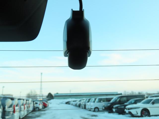 N-ONE オリジナル 車検整備付 純正ナビ 前後ドラレコ エンスタ リアカメラ 4WD シートヒーター オートクルーズコントロール アイドリングストップ USB入力端子 衝突防止システム LEDヘッドランプ スマートキー(18枚目)