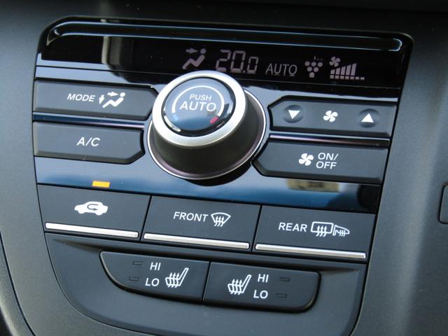 フリード Ｇ　ワンオーナー　純正９インチナビ　バックカメラ　ホンダセンシング　ＥＴＣ　両側ＰＳＤ　フルセグ　Ｂｌｕｅｔｏｏｔｈ　ＵＳＢ　バックブザー　ＬＥＤライト　前席シートヒーター　サイドエアバッグ（13枚目）