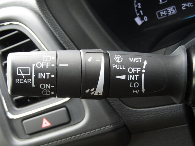 ヴェゼル Ｘ・ホンダセンシング　ワンオーナー　純正ナビ　バックカメラ　エンスタ　ＥＴＣ　ワンセグ　Ｂｌｕｅｔｏｏｔｈ　ＵＳＢ　ＬＥＤライト　オートエアコン　前席シートヒーター　電動パーキングブレーキ　サイドエアバッグ　ドアバイザー（22枚目）