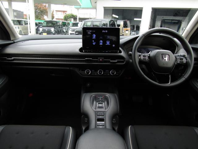 ZR-V e:HEVX 当社レンタカーUP 純正9インチナビ バックカメラ ホンダセンシング 前側ドラレコ ETC 電動リアゲート フルセグ Bluetooth USB LEDライト シートヒーター サイドエアバッグ(4枚目)