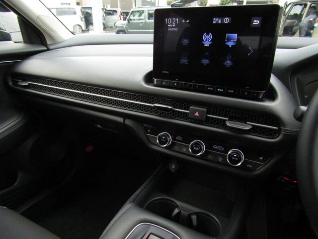 ZR-V e:HEVX 当社レンタカーUP 純正9インチナビ バックカメラ ホンダセンシング 前側ドラレコ ETC 電動リアゲート フルセグ Bluetooth USB LEDライト シートヒーター サイドエアバッグ(12枚目)