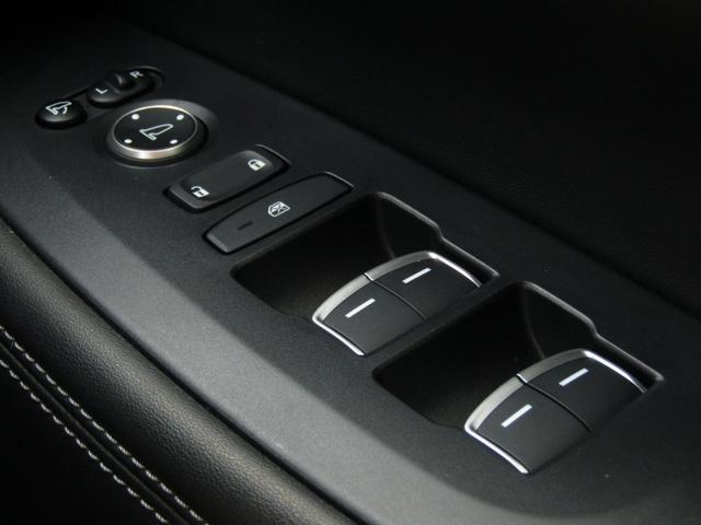 ZR-V e:HEVX 当社レンタカーUP 純正9インチナビ バックカメラ ホンダセンシング 前側ドラレコ ETC 電動リアゲート フルセグ Bluetooth USB LEDライト シートヒーター サイドエアバッグ(35枚目)