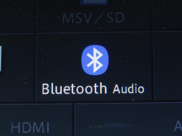 ＳＸ４ Ｓクロス ベースグレード　ワンオーナー　社外ナビ　バックカメラ　衝突軽減ブレーキ　ＥＴＣ　フルセグ　Ｂｌｕｅｔｏｏｔｈ　ＵＳＢ　ＣＤ／ＤＶＤ　ＬＥＤライト　オートエアコン　シートヒーター　サイドエアバッグ　パドルシフト（5枚目）