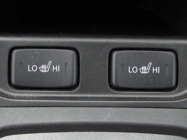 ＳＸ４ Ｓクロス ベースグレード　ワンオーナー　社外ナビ　バックカメラ　衝突軽減ブレーキ　ＥＴＣ　フルセグ　Ｂｌｕｅｔｏｏｔｈ　ＵＳＢ　ＣＤ／ＤＶＤ　ＬＥＤライト　オートエアコン　シートヒーター　サイドエアバッグ　パドルシフト（9枚目）