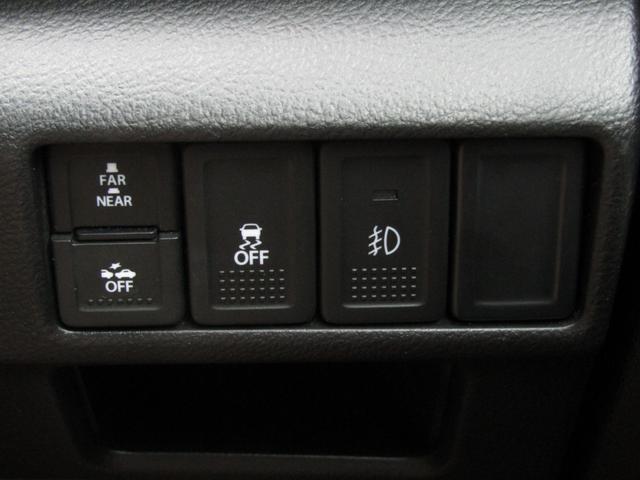 ＳＸ４ Ｓクロス ベースグレード　ワンオーナー　社外ナビ　バックカメラ　衝突軽減ブレーキ　ＥＴＣ　フルセグ　Ｂｌｕｅｔｏｏｔｈ　ＵＳＢ　ＣＤ／ＤＶＤ　ＬＥＤライト　オートエアコン　シートヒーター　サイドエアバッグ　パドルシフト（20枚目）