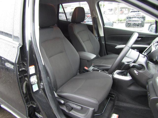 ＳＸ４ Ｓクロス ベースグレード　ワンオーナー　社外ナビ　バックカメラ　衝突軽減ブレーキ　ＥＴＣ　フルセグ　Ｂｌｕｅｔｏｏｔｈ　ＵＳＢ　ＣＤ／ＤＶＤ　ＬＥＤライト　オートエアコン　シートヒーター　サイドエアバッグ　パドルシフト（23枚目）