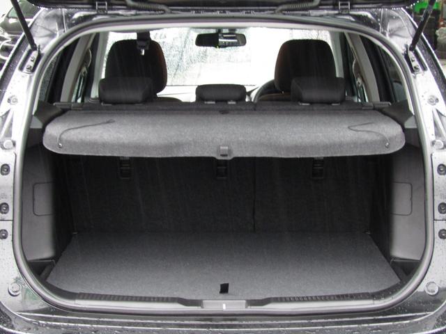 ＳＸ４ Ｓクロス ベースグレード　ワンオーナー　社外ナビ　バックカメラ　衝突軽減ブレーキ　ＥＴＣ　フルセグ　Ｂｌｕｅｔｏｏｔｈ　ＵＳＢ　ＣＤ／ＤＶＤ　ＬＥＤライト　オートエアコン　シートヒーター　サイドエアバッグ　パドルシフト（30枚目）