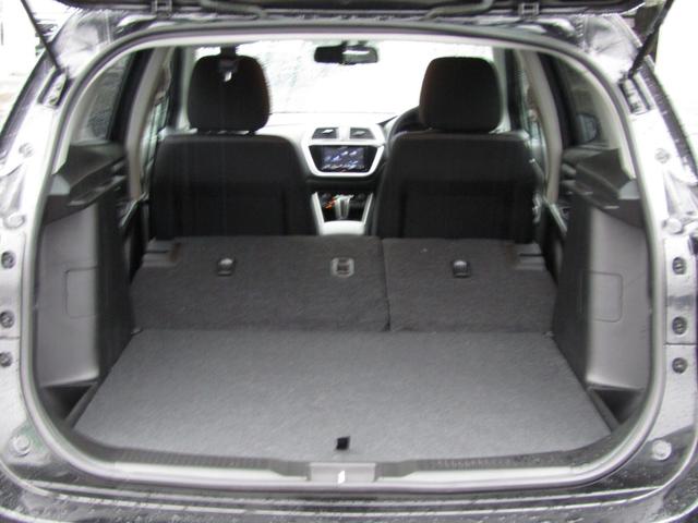 ＳＸ４ Ｓクロス ベースグレード　ワンオーナー　社外ナビ　バックカメラ　衝突軽減ブレーキ　ＥＴＣ　フルセグ　Ｂｌｕｅｔｏｏｔｈ　ＵＳＢ　ＣＤ／ＤＶＤ　ＬＥＤライト　オートエアコン　シートヒーター　サイドエアバッグ　パドルシフト（33枚目）