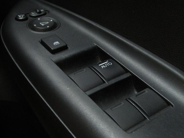 フィット 13G・Lホンダセンシング ワンオーナー 純正ナビ バックカメラ エンスタ ETC フルセグ Bluetooth USB LEDライト オートライト オートエアコン ドアバイザー サイドエアバッグ アームレストコンソール(24枚目)