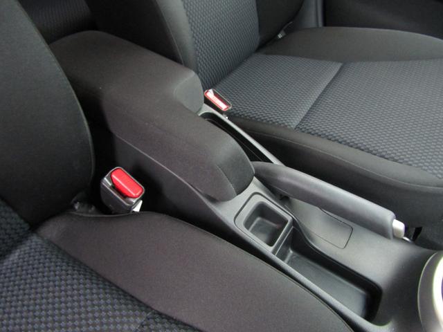 フィット 13G・Lホンダセンシング ワンオーナー 純正ナビ バックカメラ エンスタ ETC フルセグ Bluetooth USB LEDライト オートライト オートエアコン ドアバイザー サイドエアバッグ アームレストコンソール(30枚目)