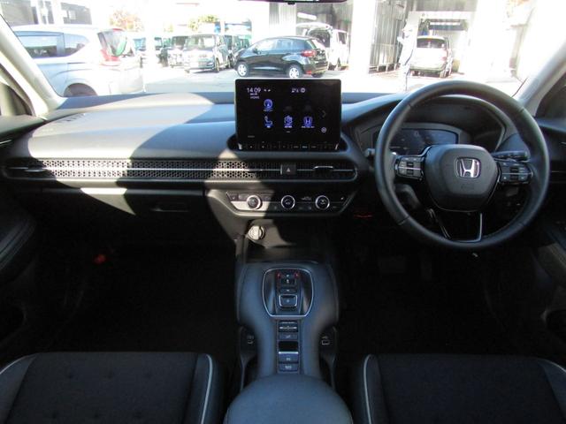 ZR-V e:HEVX 当社レンタカーUP 純正9インチナビ バックカメラ ホンダセンシング 前側ドラレコ ETC 電動リアゲート フルセグ Bluetooth USB LEDライト シートヒーター 電動パーキングブレーキ(2枚目)