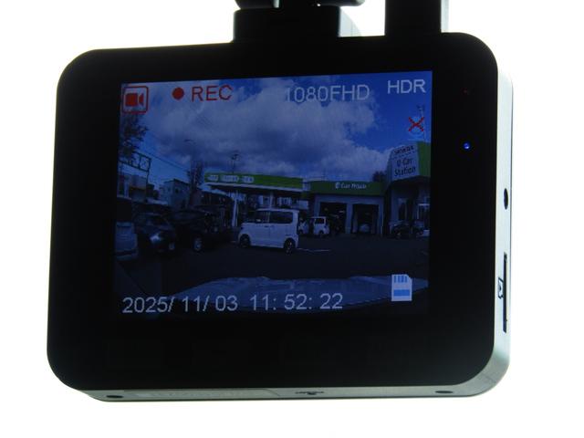 ZR-V e:HEVX 当社レンタカーUP 純正9インチナビ バックカメラ ホンダセンシング 前側ドラレコ ETC 電動リアゲート フルセグ Bluetooth USB LEDライト シートヒーター 電動パーキングブレーキ(8枚目)