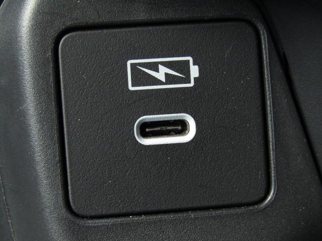 ZR-V e:HEVX 当社レンタカーUP 純正9インチナビ バックカメラ ホンダセンシング 前側ドラレコ ETC 電動リアゲート フルセグ Bluetooth USB LEDライト シートヒーター 電動パーキングブレーキ(18枚目)