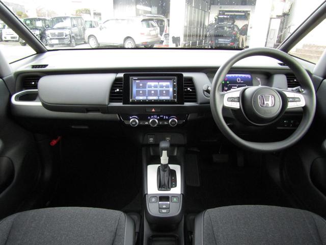 フィット ホーム　ワンオーナー　純正ナビ　バックカメラ　ホンダセンシング　エンスタ　Ｂｌｕｅｔｏｏｔｈ　ＵＳＢ　ＬＥＤライト　オートハイビーム　電動パーキングブレーキ　オートエアコン　サイドエアバッグ　パーキングセンサ（2枚目）