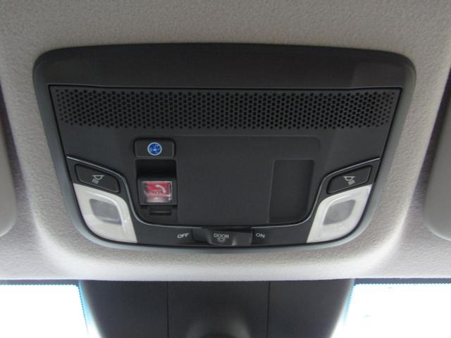 フィット ホーム　ワンオーナー　純正ナビ　バックカメラ　ホンダセンシング　エンスタ　Ｂｌｕｅｔｏｏｔｈ　ＵＳＢ　ＬＥＤライト　オートハイビーム　電動パーキングブレーキ　オートエアコン　サイドエアバッグ　パーキングセンサ（25枚目）