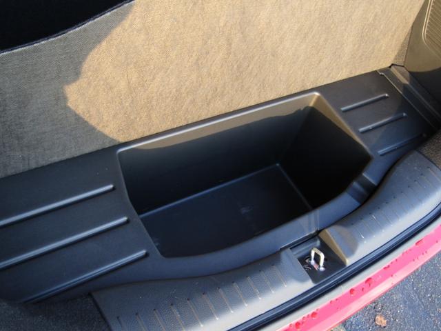 フィット ｅ：ＨＥＶホーム２０周年特別仕様車カーサ　ワンオーナー　純正９インチナビ　バックカメラ　ホンダセンシング　ＥＴＣ　フルセグ　Ｂｌｕｅｔｏｏｔｈ　ＵＳＢ　パーキングセンサー　ＬＥＤライト　オートエアコン　シートヒーター　電動パーキングブレーキ（38枚目）