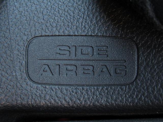 フィット ｅ：ＨＥＶホーム２０周年特別仕様車カーサ　ワンオーナー　純正９インチナビ　バックカメラ　ホンダセンシング　ＥＴＣ　フルセグ　Ｂｌｕｅｔｏｏｔｈ　ＵＳＢ　パーキングセンサー　ＬＥＤライト　オートエアコン　シートヒーター　電動パーキングブレーキ（53枚目）