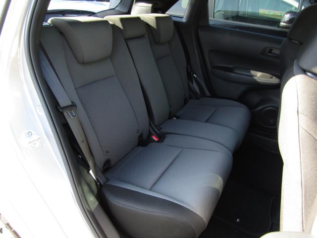 フィット ベーシック　当社レンタカーＵＰ　純正８インチナビ　バックカメラ　ホンダセンシング　前側ドラレコ　ＥＴＣ　フルセグ　Ｂｌｕｅｔｏｏｔｈ　ＵＳＢ　パーキングセンサー　電動パーキングブレーキ　サイドエアバッグ（30枚目）