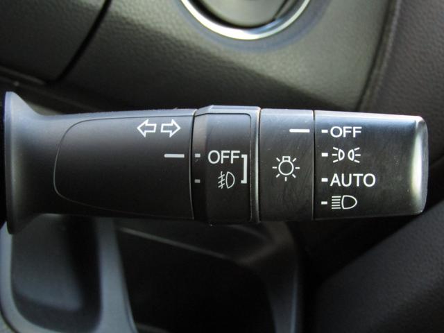 N-BOXカスタム G・Lホンダセンシング ワンオーナー 純正ナビ バックカメラ ETC 左側PSD フルセグ Bluetooth USB CD/DVD LEDライト オートライト オートエアコン シートヒーター サイドエアバッグ(18枚目)