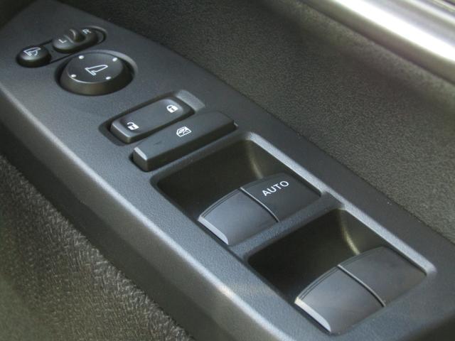 Ｎ－ＢＯＸカスタム ベースグレード　当社試乗車ＵＰ　純正９インチナビ　バックカメラ　ホンダセンシング　前後３カメラドラレコ　両側ＰＳＤ　フルセグ　Ｂｌｕｅｔｏｏｔｈ　ＵＳＢ　オートエアコン　シートヒーター　電動パーキングブレーキ（33枚目）