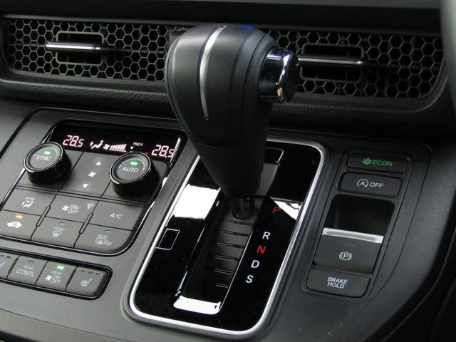 ステップワゴン スパーダ　ワンオーナー　純正１１．４インチナビ　バックカメラ　ホンダセンシング　前後ドラレコ　ＥＴＣ　両側ＰＳＤ　フルセグ　Ｂｌｕｅｔｏｏｔｈ　ＵＳＢ　ＬＥＤライト　前後独立オートエアコン　パーキングセンサー（15枚目）