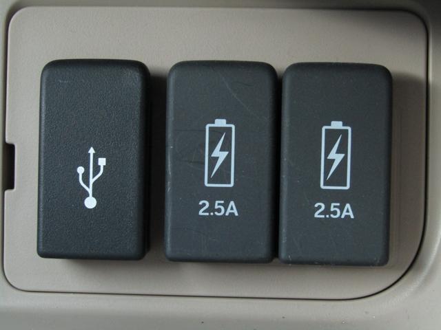 N-BOX G・Lホンダセンシング ワンオーナー 純正ナビ バックカメラ エンスタ ETC 両側PSD フルセグ Bluetooth USB LEDライト オートエアコン シートヒーター サイドエアバッグ 本革ハンドルカバー(11枚目)