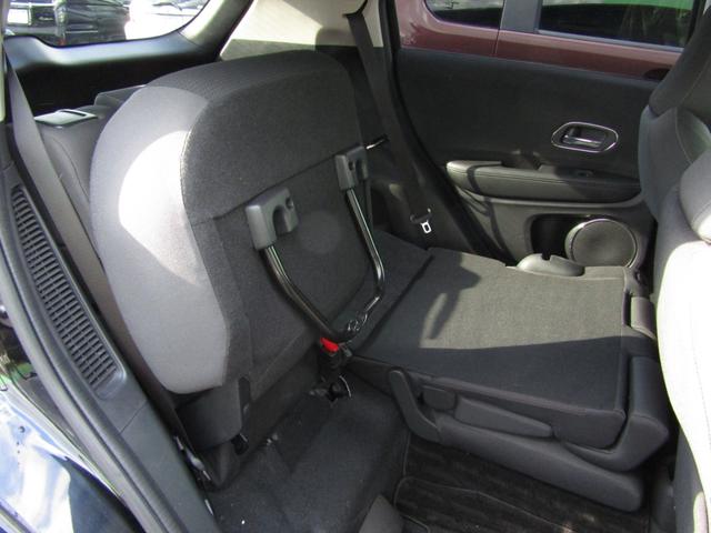 ヴェゼル ハイブリッドＸ・ホンダセンシング　ワンオーナー　純正ナビ　バックカメラ　ＥＴＣ　フルセグ　Ｂｌｕｅｔｏｏｔｈ　ＵＳＢ　ＣＤ／ＤＶＤ　ＬＥＤライト　オートエアコン　前席シートヒーター　電動パーキングブレーキ　サイドエアバッグ（31枚目）