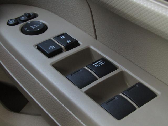 N-BOX Gホンダセンシング ワンオーナー 純正1DINオーディオ ETC 両側スライドドア CD/AUX LEDライト オートライト アイドリングストップ オートエアコン 前席シートヒーター ステリモ クルコン 横滑り防止機能(17枚目)