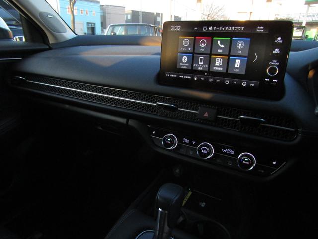 ＺＲ－Ｖ Ｚ　ワンオーナー　コネクトディスプレイ　バックカメラ　ホンダセンシング　ＥＴＣ２．０　フルセグ　Ｂｌｕｅｔｏｏｔｈ　ＵＳＢ　ワイヤレス充電　ＬＥＤライト　オートエアコン　シートヒーター　電動リアゲート（10枚目）