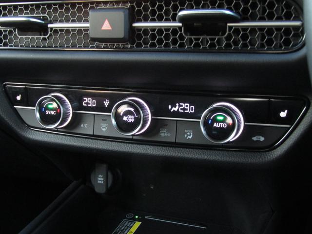 ＺＲ－Ｖ Ｚ　ワンオーナー　コネクトディスプレイ　バックカメラ　ホンダセンシング　ＥＴＣ２．０　フルセグ　Ｂｌｕｅｔｏｏｔｈ　ＵＳＢ　ワイヤレス充電　ＬＥＤライト　オートエアコン　シートヒーター　電動リアゲート（11枚目）