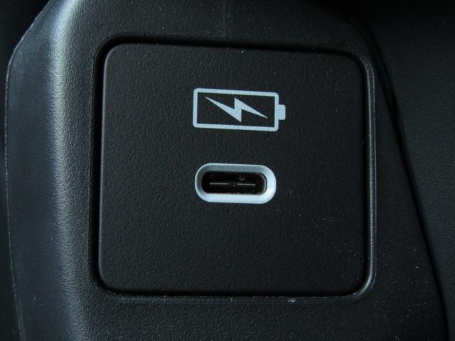 ＺＲ－Ｖ Ｚ　ワンオーナー　コネクトディスプレイ　バックカメラ　ホンダセンシング　ＥＴＣ２．０　フルセグ　Ｂｌｕｅｔｏｏｔｈ　ＵＳＢ　ワイヤレス充電　ＬＥＤライト　オートエアコン　シートヒーター　電動リアゲート（20枚目）