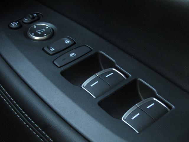 ＺＲ－Ｖ Ｚ　ワンオーナー　コネクトディスプレイ　バックカメラ　ホンダセンシング　ＥＴＣ２．０　フルセグ　Ｂｌｕｅｔｏｏｔｈ　ＵＳＢ　ワイヤレス充電　ＬＥＤライト　オートエアコン　シートヒーター　電動リアゲート（36枚目）