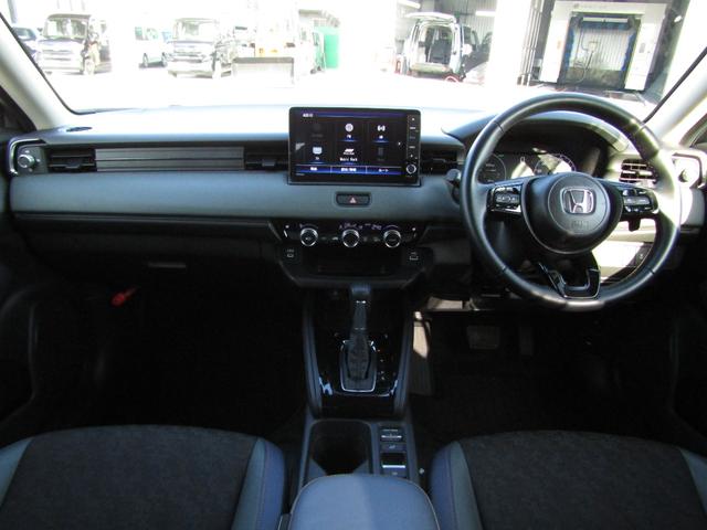 ヴェゼル e:HEVX・HuNTパッケージ 当社デモカーUP 純正9インチナビ バックカメラ ホンダセンシング 前側ドラレコ フルセグ Bluetooth USB LEDライト オートエアコン 前席シートヒーター 電動パーキングブレーキ(2枚目)