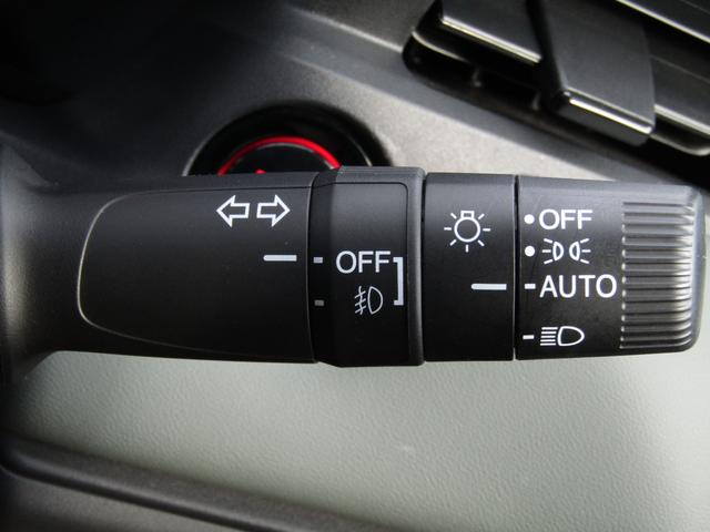 ヴェゼル e:HEVX・HuNTパッケージ 当社デモカーUP 純正9インチナビ バックカメラ ホンダセンシング 前側ドラレコ フルセグ Bluetooth USB LEDライト オートエアコン 前席シートヒーター 電動パーキングブレーキ(22枚目)