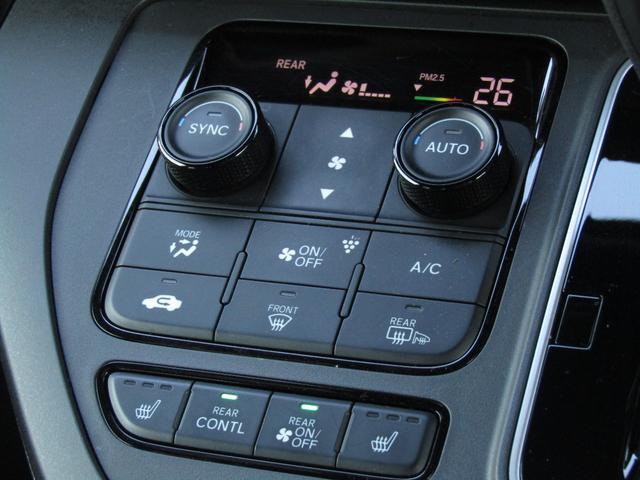 ステップワゴン スパーダ　当社レンタカーＵＰ　純正９インチナビ　バックカメラ　ホンダセンシング　前側ドラレコ　ＥＴＣ　両側ＰＳＤ　フルセグ　Ｂｌｕｅｔｏｏｔｈ　ＵＳＢ　ＬＥＤライト　オートエアコン　電動パーキングブレーキ（12枚目）