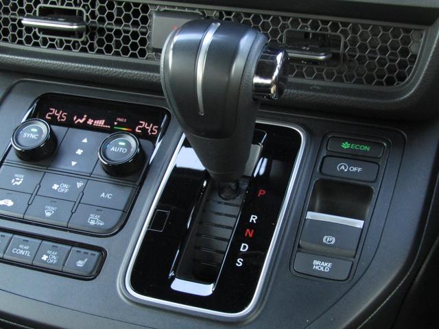 ステップワゴン スパーダ　当社レンタカーＵＰ　純正９インチナビ　バックカメラ　ホンダセンシング　前側ドラレコ　ＥＴＣ　両側ＰＳＤ　フルセグ　Ｂｌｕｅｔｏｏｔｈ　ＵＳＢ　ＬＥＤライト　オートエアコン　電動パーキングブレーキ（15枚目）