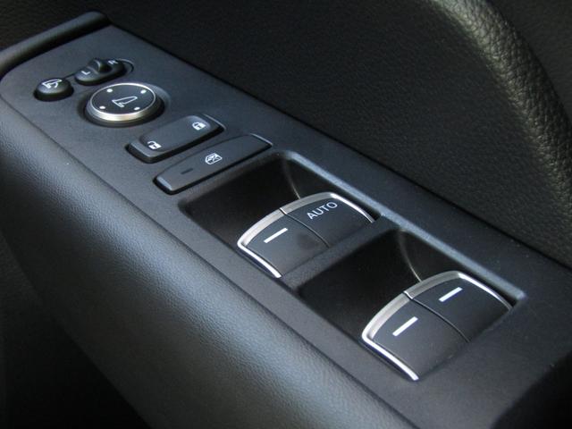 ステップワゴン スパーダ　当社レンタカーＵＰ　純正９インチナビ　バックカメラ　ホンダセンシング　前側ドラレコ　ＥＴＣ　両側ＰＳＤ　フルセグ　Ｂｌｕｅｔｏｏｔｈ　ＵＳＢ　ＬＥＤライト　オートエアコン　電動パーキングブレーキ（31枚目）