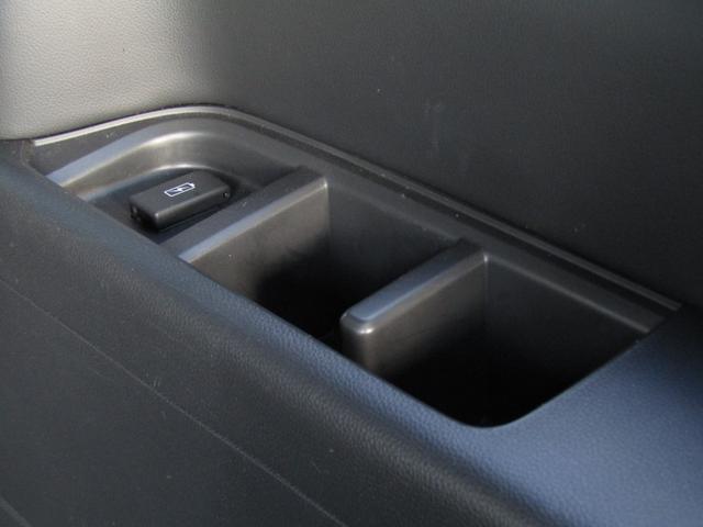 ステップワゴン スパーダ　当社レンタカーＵＰ　純正９インチナビ　バックカメラ　ホンダセンシング　前側ドラレコ　ＥＴＣ　両側ＰＳＤ　フルセグ　Ｂｌｕｅｔｏｏｔｈ　ＵＳＢ　ＬＥＤライト　オートエアコン　電動パーキングブレーキ（43枚目）