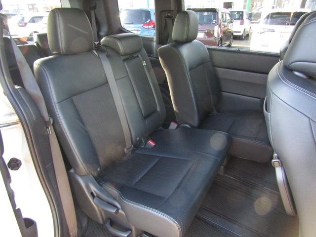 ステップワゴン スパーダ　当社レンタカーＵＰ　純正９インチナビ　バックカメラ　ホンダセンシング　前側ドラレコ　ＥＴＣ　両側ＰＳＤ　フルセグ　Ｂｌｕｅｔｏｏｔｈ　ＵＳＢ　ＬＥＤライト　オートエアコン　電動パーキングブレーキ（48枚目）